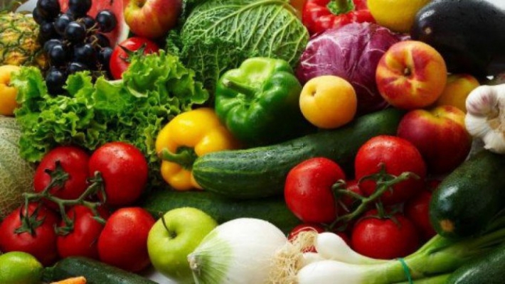В Запорожье обнаружили 400 кг нитратных овощей и фруктов