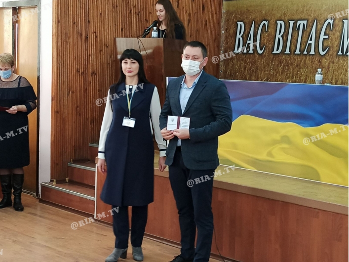 Депутатов награждают в Мелитополе