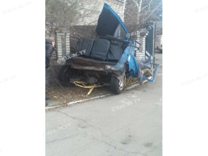 ДТП на дороге Мелитополя перевернулась машина