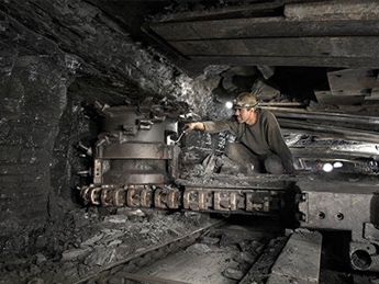 Более сотни горняков эвакуированы из-за остановки вентилятора в шахте