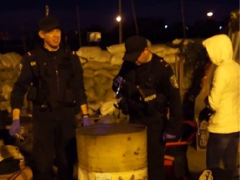 В Одессе на блок-пост Евромайдана бросили гранату, пострадали семеро (видео)