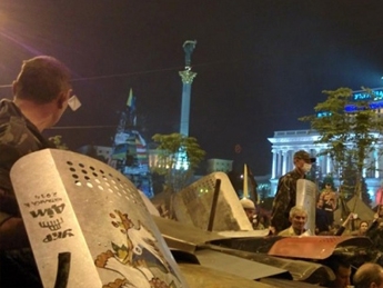 На Майдане прозошла массовая драка