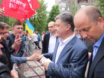 Петр Порошенко рассказал, что нужно Украине, чтобы говорить с Кремлем на равных
