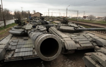В Ростовской области стоят танки с украинской символикой