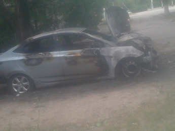 Ночью сожгли очередной автомобиль (фото)