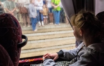 В ДонОГА опровергают обстрел автобуса, увозившего сирот из Донецка