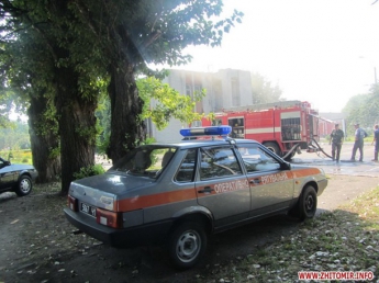 В Житомире загорелся городской военкомат