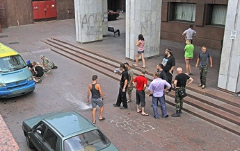 В Киеве задержан мужчина, бросивший гранату около Украинского дома