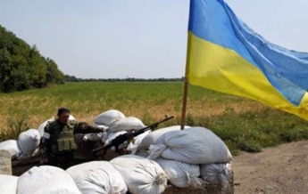 Силовики заявляют, что продолжают сужать кольцо вокруг Донецка