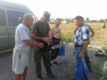 55-ю артиллерийскую бригаду волонтеры "вооружили" бензопилой