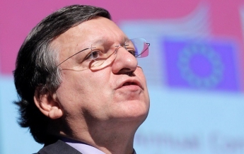 Баррозу проведет консультации с Путиным и Порошенко по ситуации в Украине