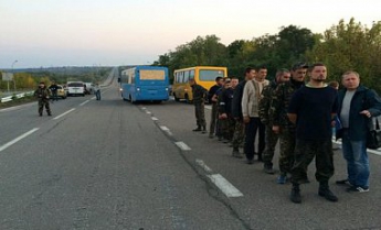 Террористы обменяли 30 украинских военных на 60 боевиков (фото)