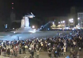 Ленина в Харькове повалили официально (видео)