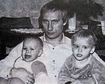 Путин сообщил о месте жительства дочерей