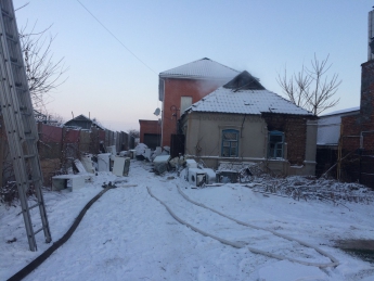 Благодаря спасателям житель Мелитополя не лишился крыши над головой