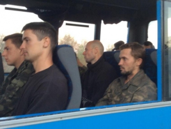 222 на 146. Вчера Украина и террористы провели один из крупнейших обменов пленными (видео)