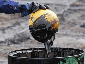 Цена на нефть снова падает