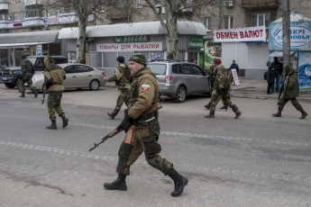 Боевики с сотрудниками ФСБ зачистили Макеевку от "казаков"