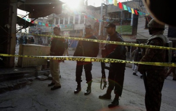 Обстрел автобуса в Пакистане: 47 погибших