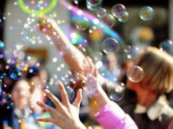 В День детства в городе пройдет фестиваль мыльных пузырей