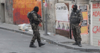 В Стамбуле проходит масштабная антитеррористическая операция
