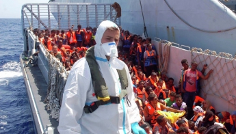 За сутки в Средиземном море спасли более 4 тыс. мигрантов