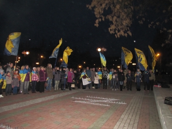 Годовщину Революции достоинства отметили без партийной символики и главных участников местных Майданов (фото)
