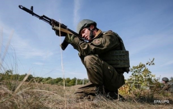 Полторак заявил о срыве перемирия на Донбассе