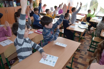 Рада приняла за основу законопроект "Об образовании", который вводит 12-летнюю школу