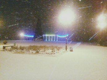 Мелитополь засыпало снегом