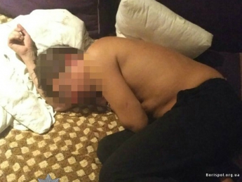 У Борисполі чоловік тиждень знущався над вагітною дружиною