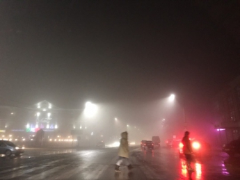 Город утонул в тумане (фоторепортаж)