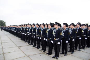 Курсанты Херсонской морской академии поставили на место начальника-сепаратиста (Видео)