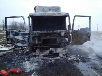 На трассе дотла выгорел грузовик АТБ (фото)