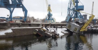 Экологическая катастрофа: в Днепр вылилось 300 тонн мазута (Фото)