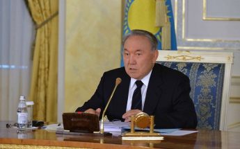 Президент Казахстана Назарбаев решил ослабить свои полномочия