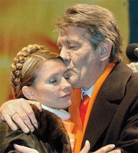 Тимошенко обещает больше ни с кем не объединяться