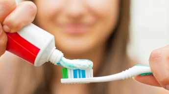 Как часто нужно чистить зубы