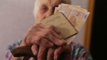 Богатые пенсионеры: кто в Украине получает на 