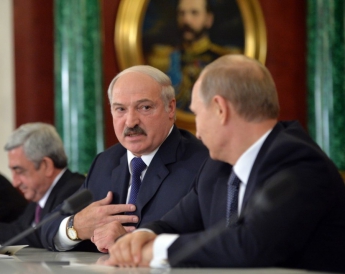 Лукашенко: Россия боится ухода Беларуси на Запад