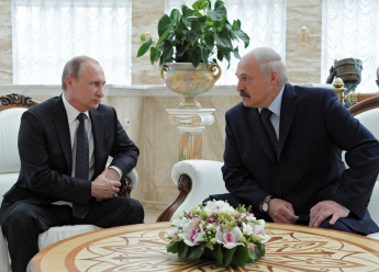 Лукашенко об авиабазе РФ в Беларуси: не нужна она нам здесь