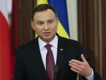 Президент Польши напомнил России, что она должна вернуть Варшаве и Украине
