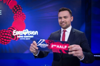 В полуфинале отбора "Евровидения" победили певица Illaria и певец Rozhden