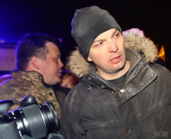 Нардеп Соболев во время беспорядков бил полицейского (фото)