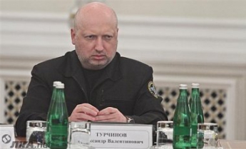 Турчинов: ВСУ нужен месяц, чтобы очистить Донбасс