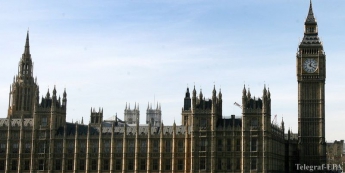 В британском парламенте выступили за более тесные отношения с РФ