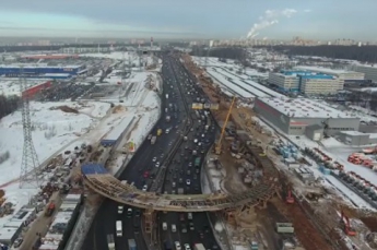 Опубликованы кадры с места обрушения тоннеля на Калужском шоссе (видео)