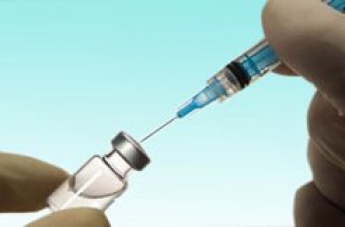 Медики зазывают взрослых на бесплатные прививки