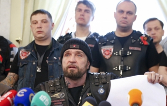 В Москве путинские байкеры митингуют в поддержку российской оккупации Донбасса