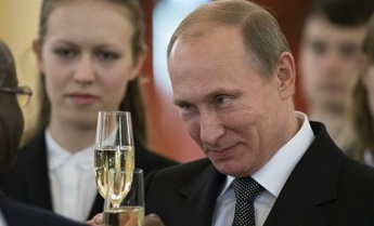 Политолог: Нужно нанести удар по самому Путину